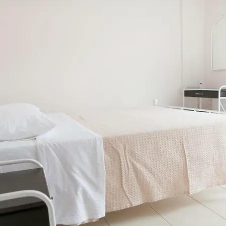 Butterfly Estates Maritsa Rhodes פסטידה