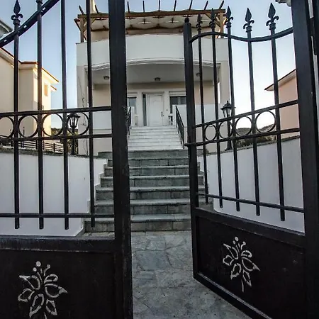 Butterfly Estates Maritsa Rhodes * Pastida