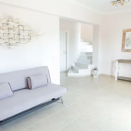 Butterfly Estates Maritsa Rhodes Пастида